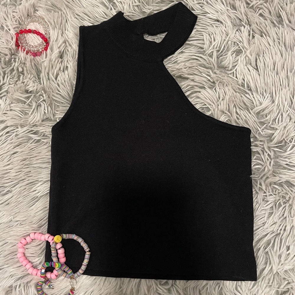 Black top. Is a hard soft.$8